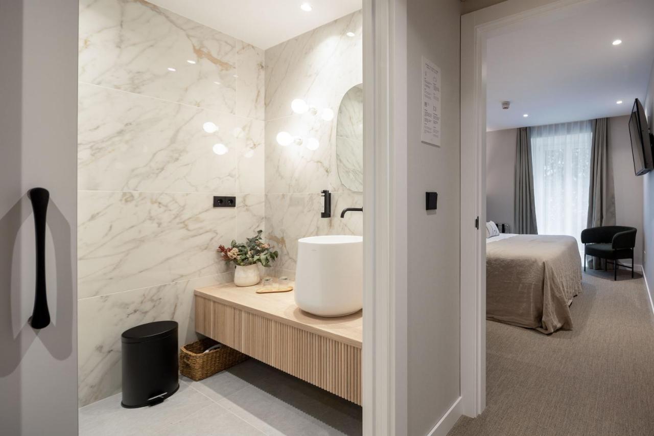 Nirea Hotel บิโตเรีย-กัสเตซ ภายนอก รูปภาพ